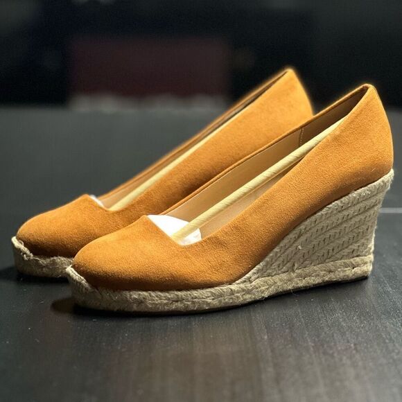 J. Crew Women’s Espadrille Wedges Shoes in Pale Clay Brown Suede Size 8 NWB - Picture 1 of 16